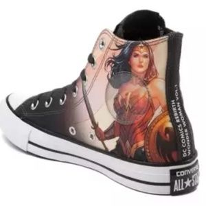 Converse Shoes - Ladies Converse - Worn 2x Converse Shoes - Ladies Converse - Worn 2x